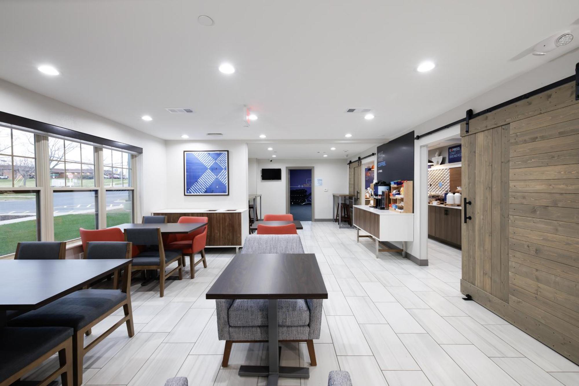 Holiday Inn Express & Suites Zion, An Ihg Hotel エクステリア 写真